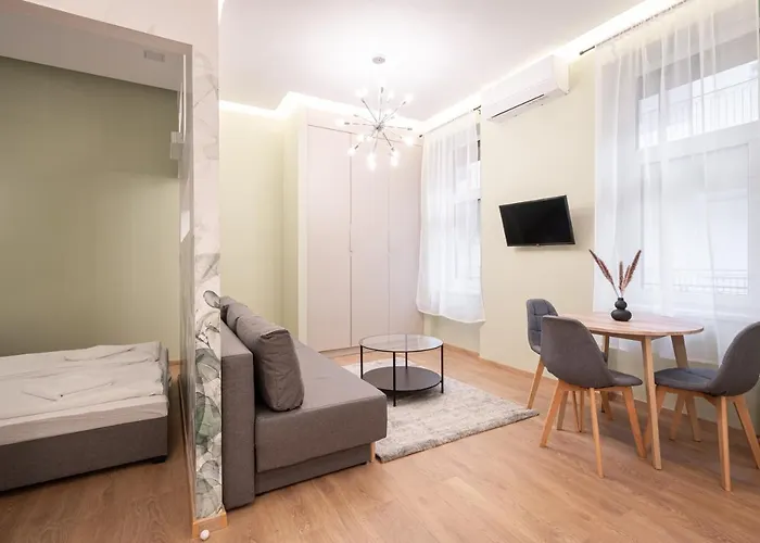 Kl31 - Central Residence - Klauzal Square By Bqa