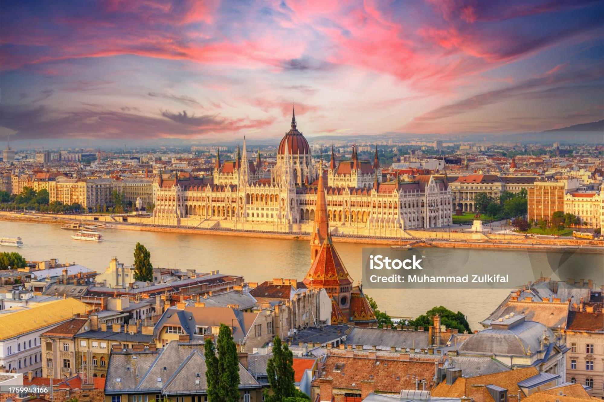 Kl31 - - Klauzal Square By Bqa * Budapest